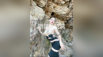 童颜巨乳G奶小骚货 ，笑起来甜美 ，这奶子一手抓不过来