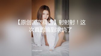 商场女厕连拍三位年轻少妇的多毛大肥B