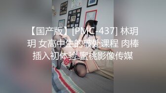 ?偷拍抄底?抄底清纯靓丽女神绝对领域 齐B小短裙下的神秘 气质碎花裙小姐姐，内裤还是半透明的