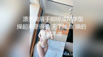 美容院找的兼职小姐黑丝开裆服务质量一点不比会所的差