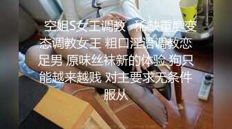   眼镜少妇吃鸡多P 被三根大肉棒轮流输出 骚叫不停 最后射了满满一脸精液 满足了绝对操舒坦了